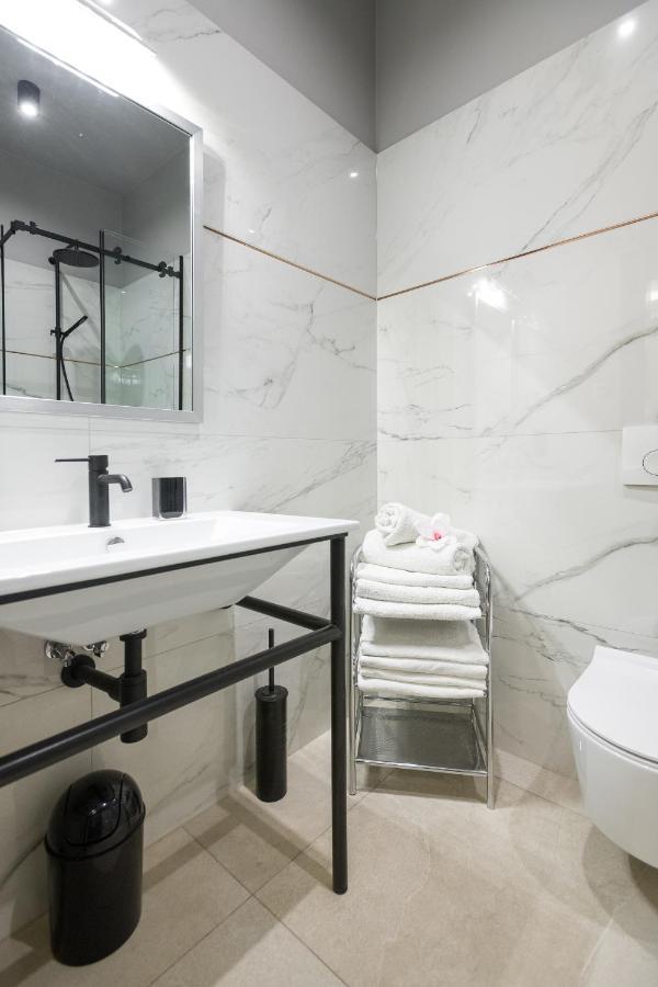Luxury Apartment At The Main Square Cracovia Exterior foto